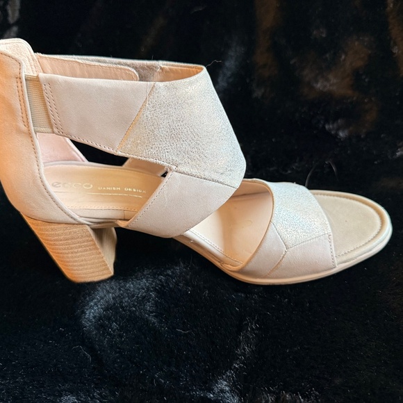 Ecco Block Heel Shimmery Taupe Sandal - Picture 3 of 6